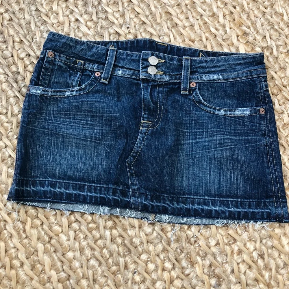 Hudson Jeans Vintage Y2K Distressed Denim Mini Skirt Flap Pockets
